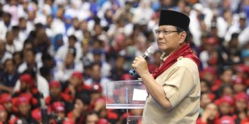 Prabowo ke Relawan: Jangan Menjelekkan Siapapun, Ganjar-Anies Sahabat Saya