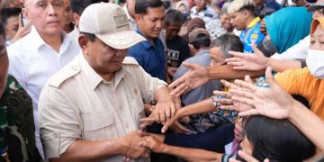 Prabowo Ingin Sediakan Makan Siang dan Susu Gratis untuk Anak Sekolah