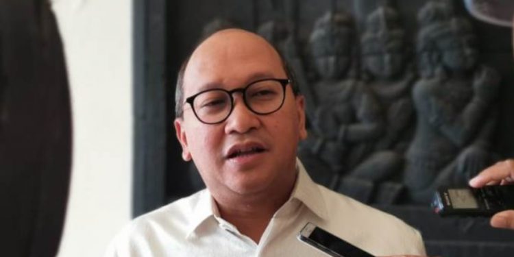 Rosan: TKN Prabowo-Gibran akan Rangkul Semua Unsur 10 Rosan: TKN Prabowo-Gibran akan Rangkul Semua Unsur