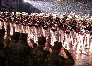 Prabowo Pimpin Parade Senja di Akademi Militer Magelang