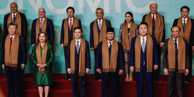 Presiden Prabowo Bawa Babak Baru Politik Luar Negeri Indonesia