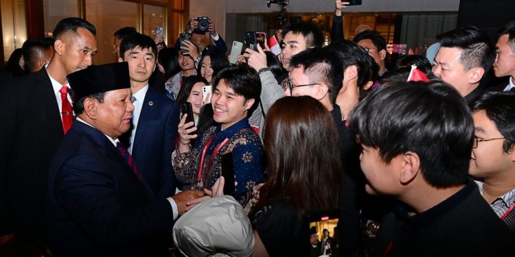 Mahasiswa Bangga Bertemu Presiden Prabowo di Beijing 10 Mahasiswa Bangga Bertemu Presiden Prabowo di Beijing